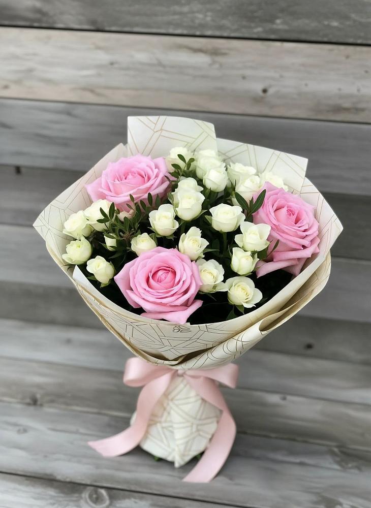 Букет цветов из: Розы в Войвож