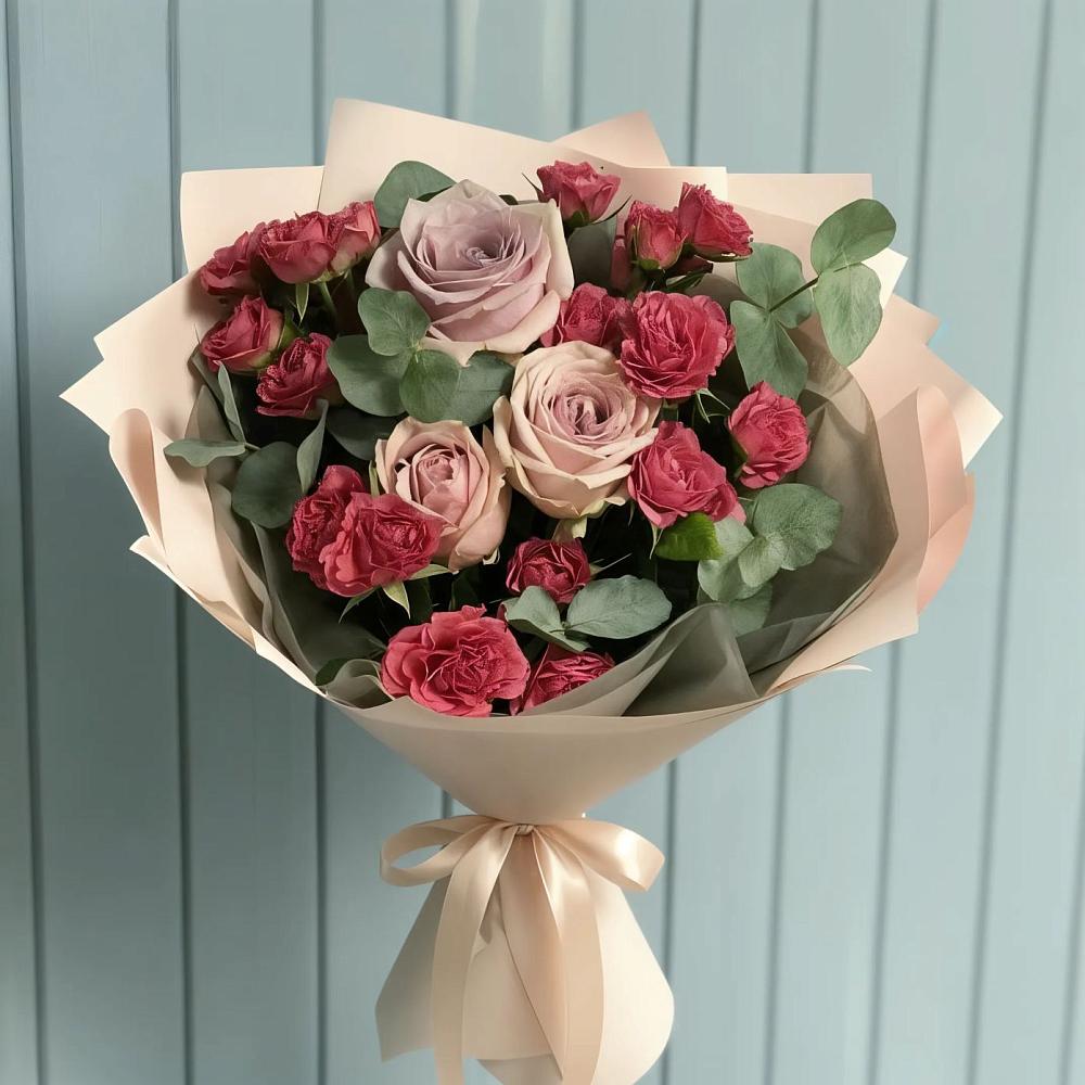 Букет цветов из: Гвоздики и Розы в Войвож