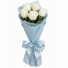 Букет 5 Белых роз Проуд в Войвож