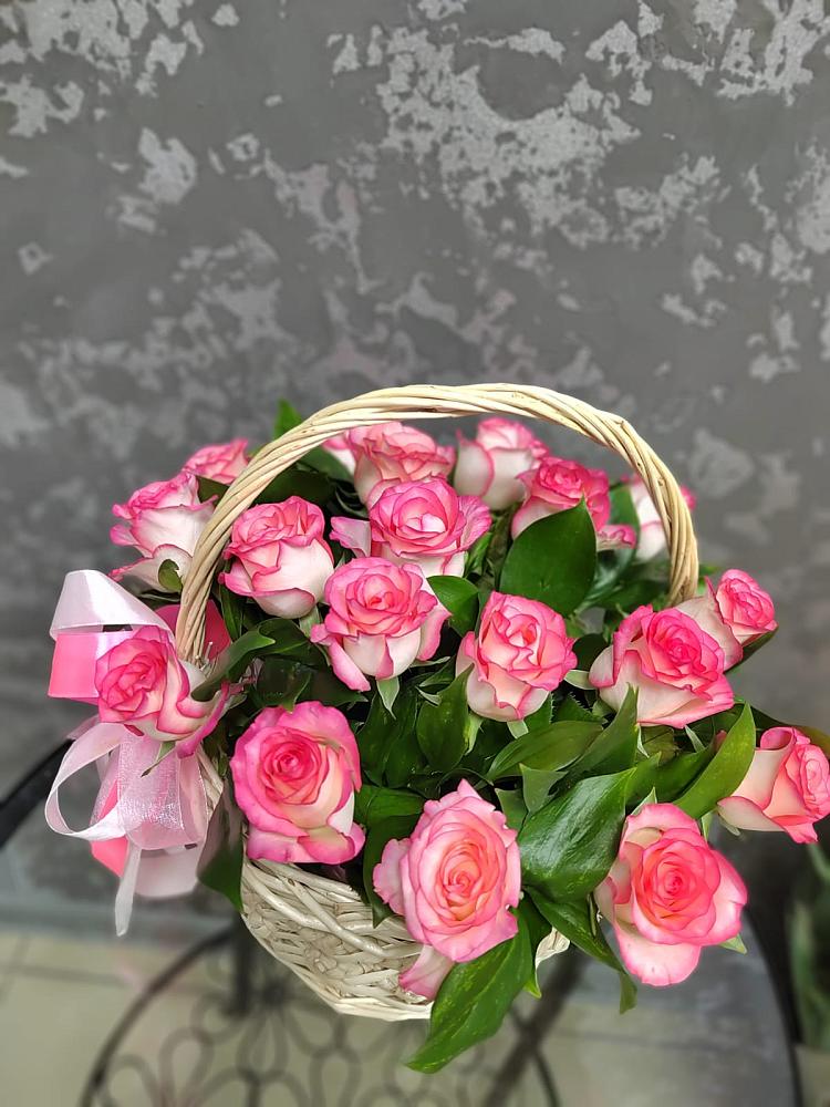 Цветочная композиция из Розы в корзине в Войвож