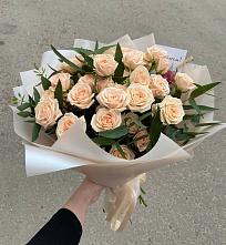 Букет Кремовые розы Латте в Войвож