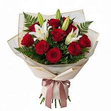 Букет цветов из:  Лилии и Розы #REPLACE_PRED# Войвож