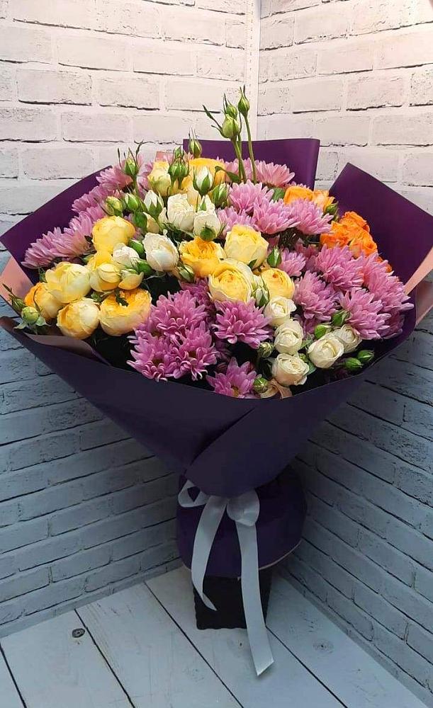 Букет цветов из: Хризантемы и Розы в Войвож