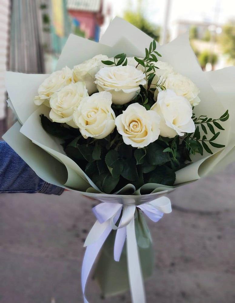 Букет Белые розы Проуд в Войвож