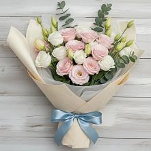 Букет цветов из:  Лизиантусы в Войвож