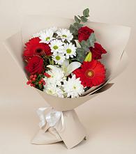 Букет цветов из:  Розы, Хризантемы, Герберы и Лилии в Войвож