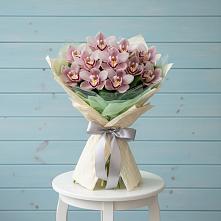Букет цветов из:  Орхидеи и Розы в Войвож