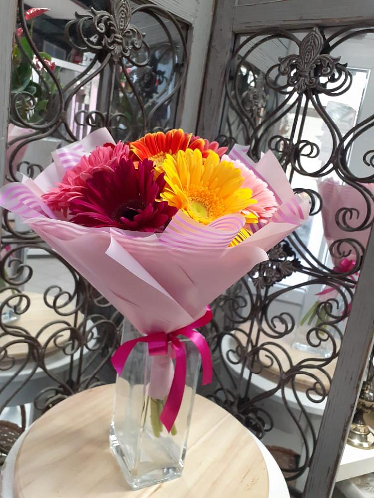 Букет цветов из: Герберы в Войвож