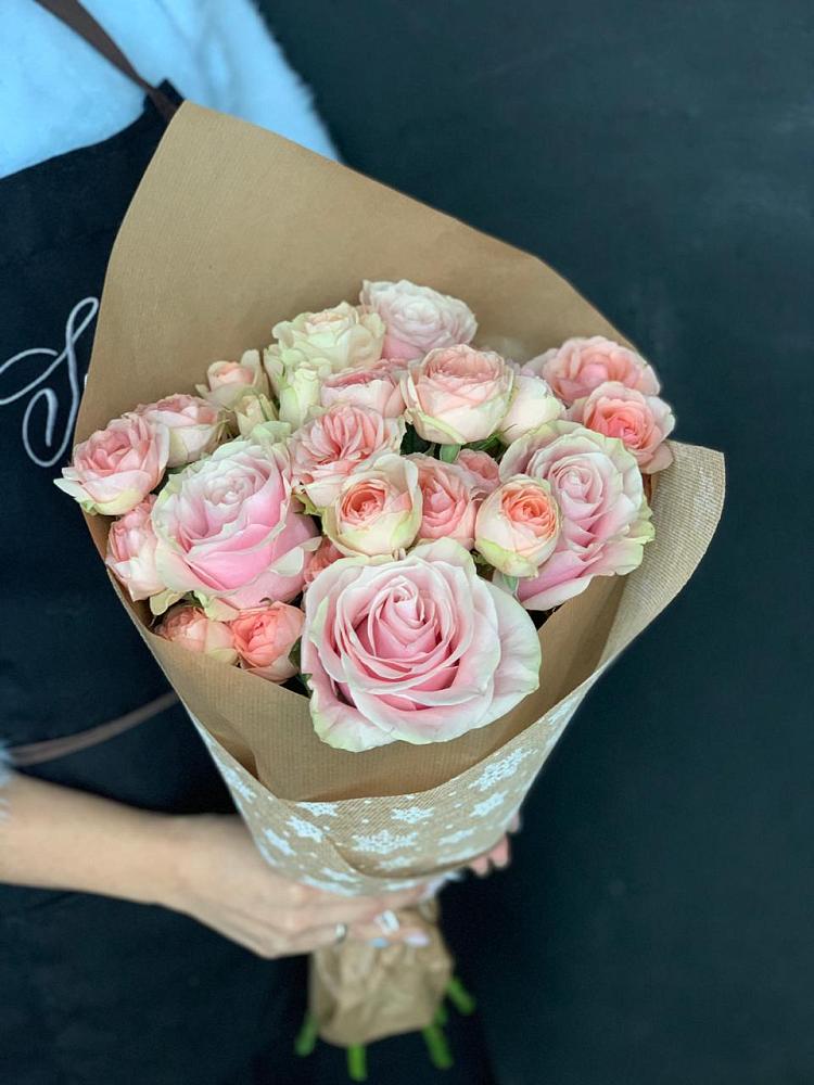 Букет цветов из: Хризантемы и Розы в Войвож