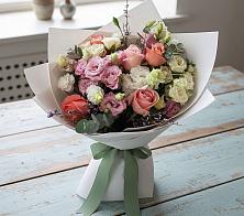 Букет цветов из:  Розы, Лизиантусы и Гвоздики в Войвож